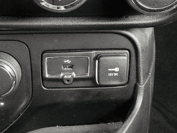 
 JEEP RENEGADE full									