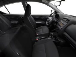 
 NISSAN VERSA full									
