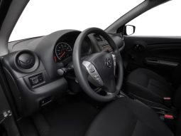 
 NISSAN VERSA full									