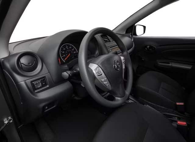 
 NISSAN VERSA full									
