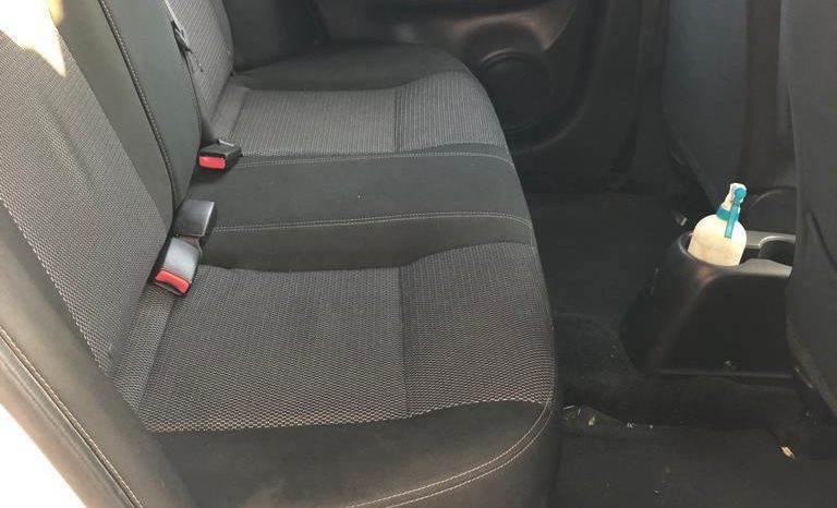 
 NISSAN VERSA full									